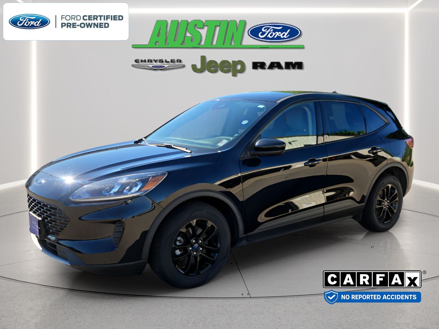 2020 Ford Escape SE Sport Hybrid in Black Metallic — front three-quarter view